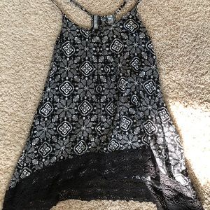 Black floral print tank